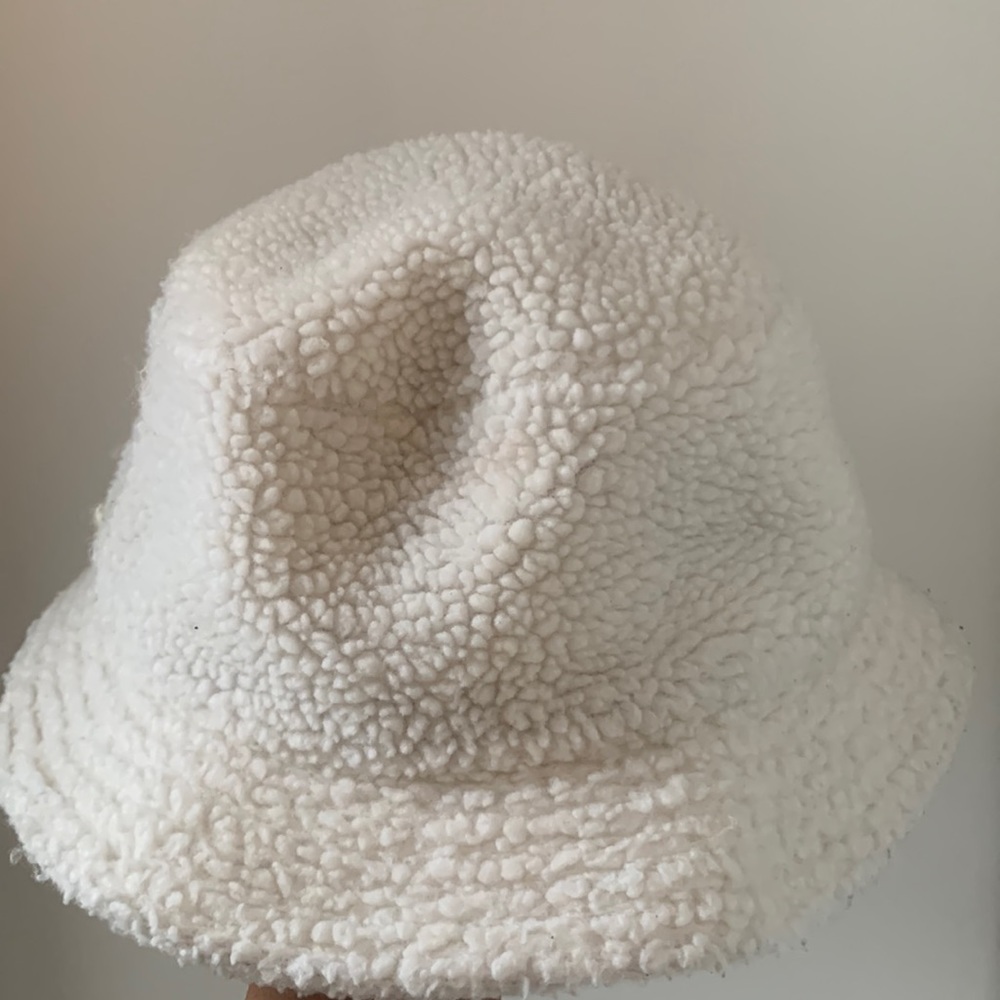 Brand new white fuzzy bucket hat